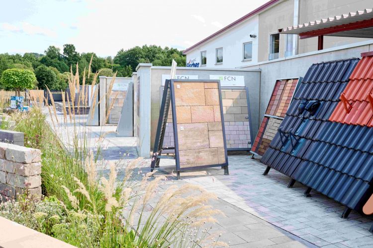 Inspirationsmöglichkeiten zur Terrassengestaltung bei Hof