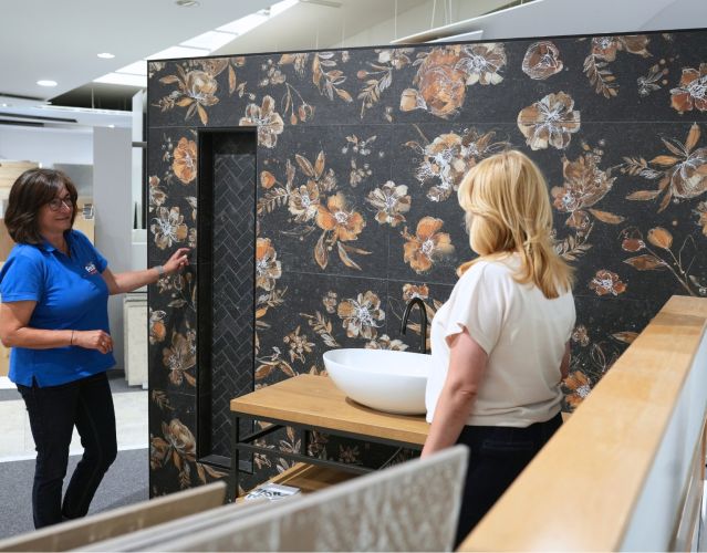 Besondere italienische und spanische Fliesendesigns im großen Fliesenstudio in der Nähe von Coburg, Oberfranken